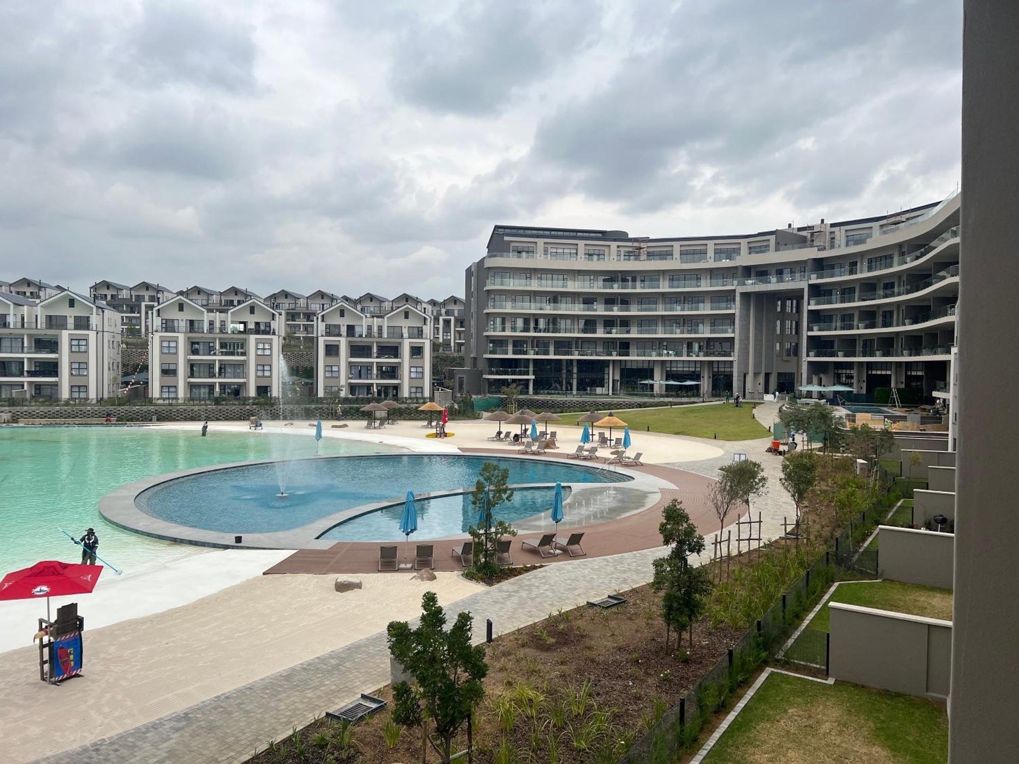 Lagoon Facing Apartment Midrand Εξωτερικό φωτογραφία